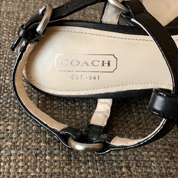 Gently Loved Coach Harper Studded Leather Heel - Picture 3 of 6